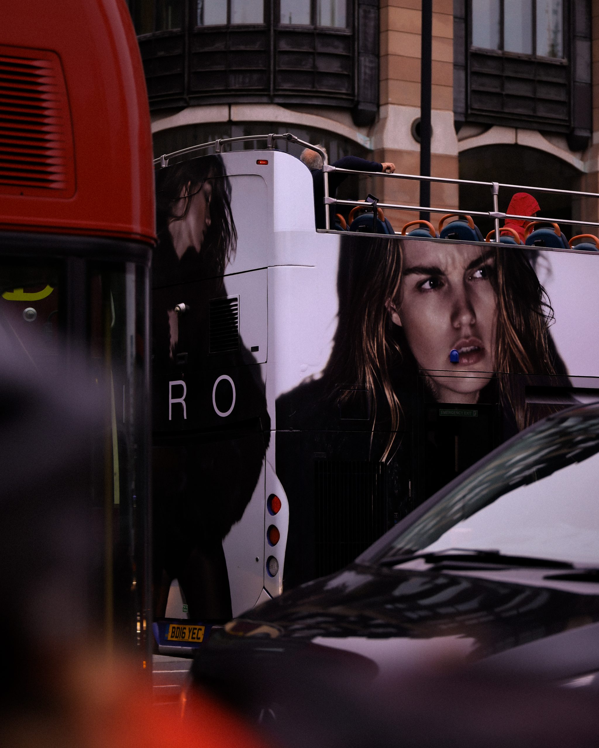 iro-street-campaign-london-10