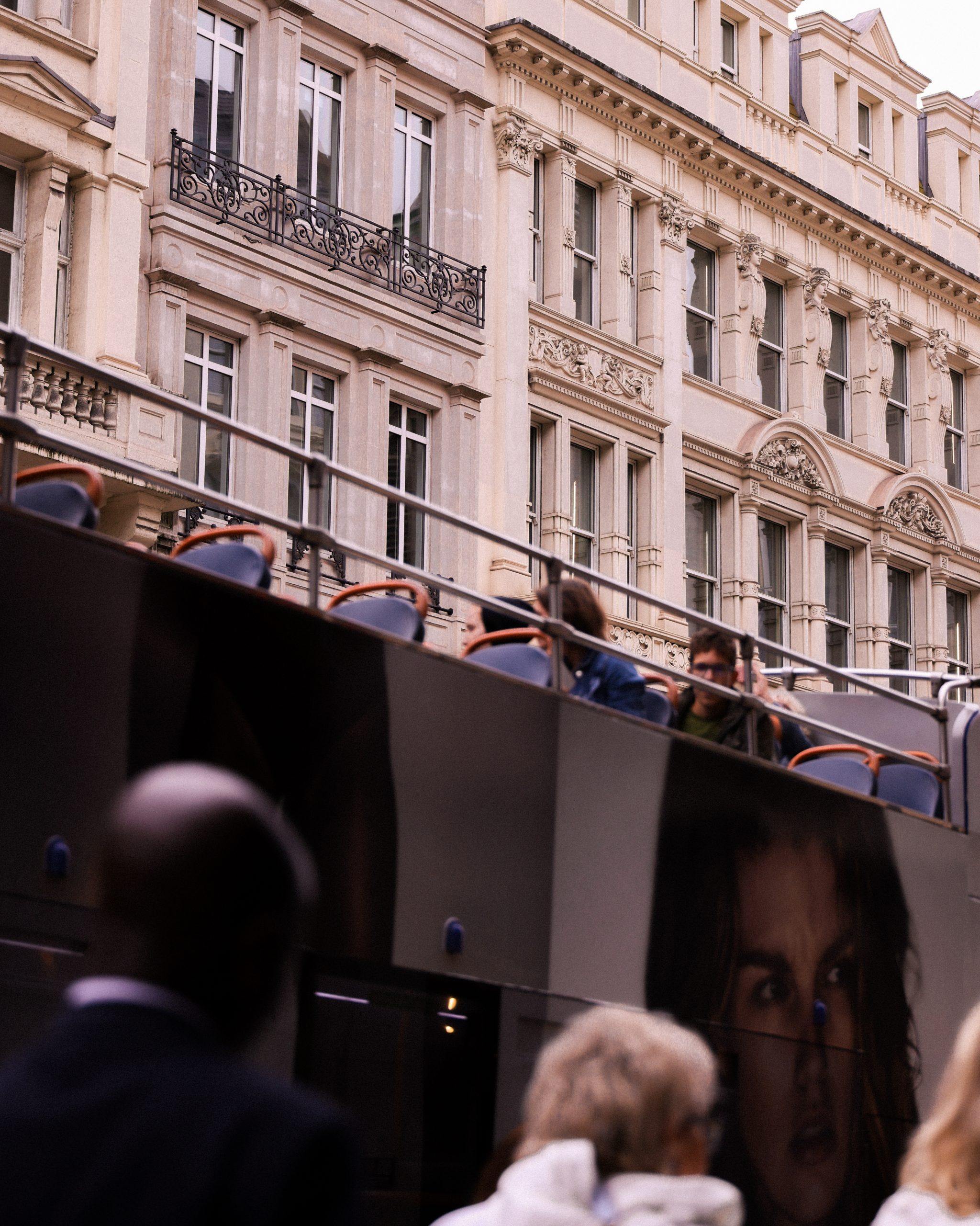 iro-street-campaign-london-16