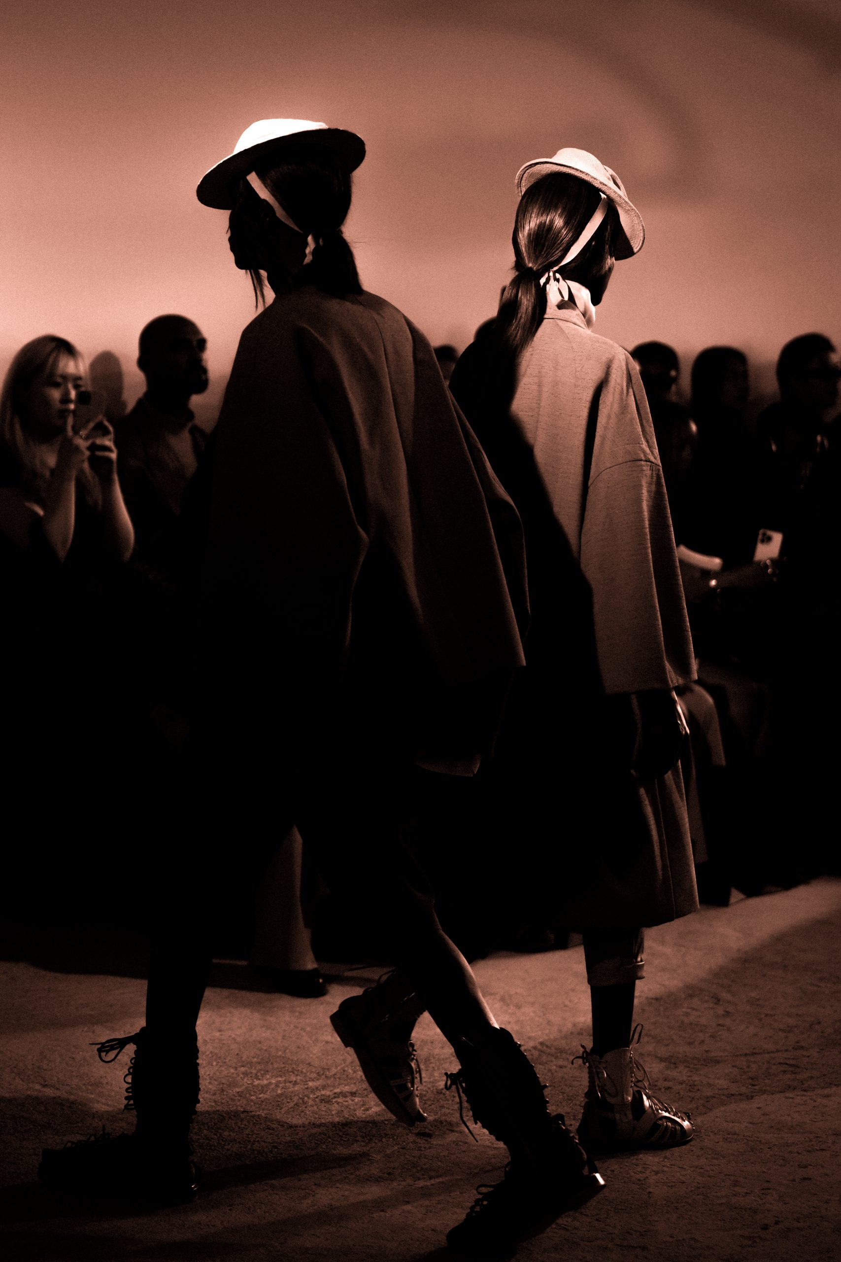 songzio-ss025-runway-52