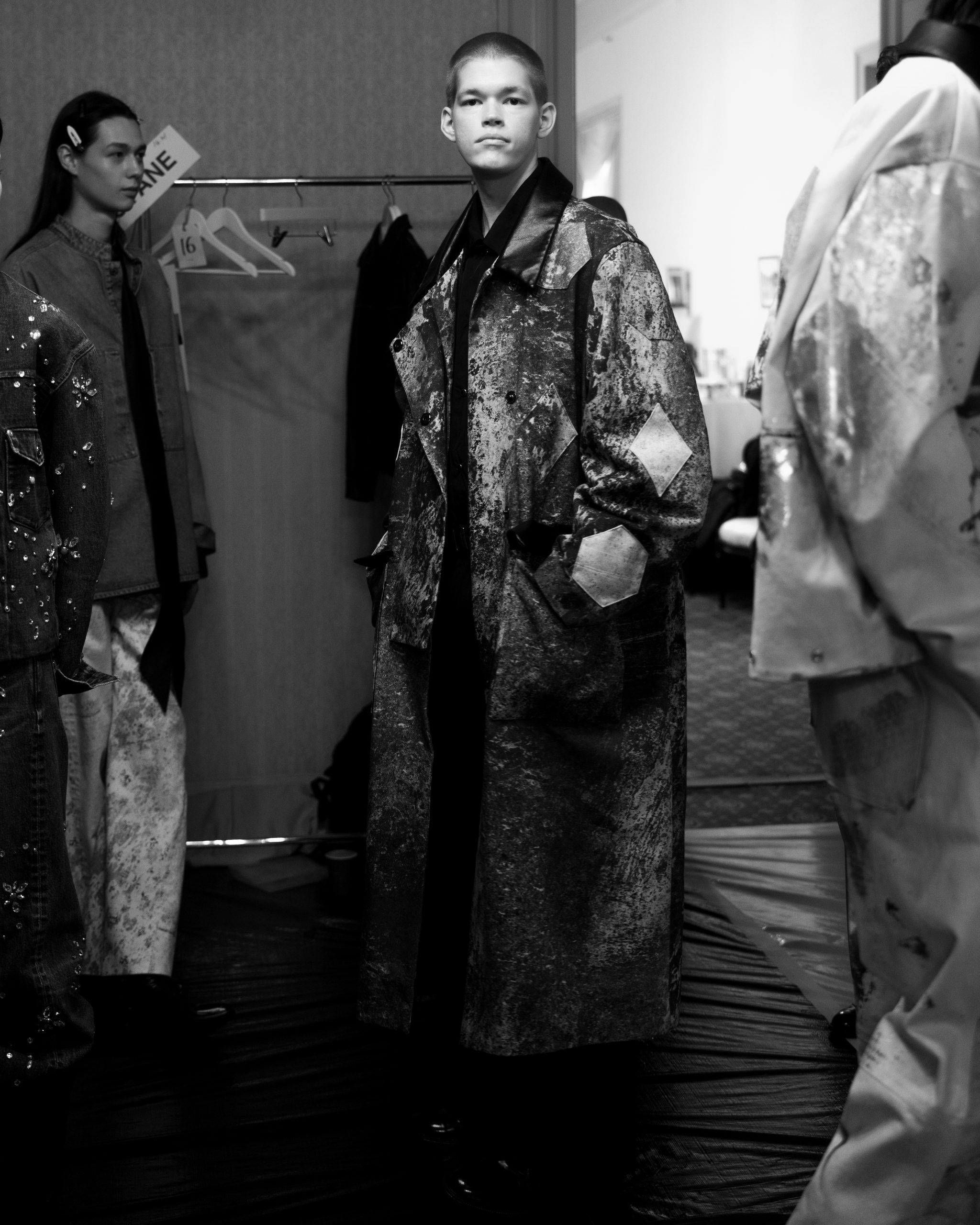 tanaka-aw26-runway-27
